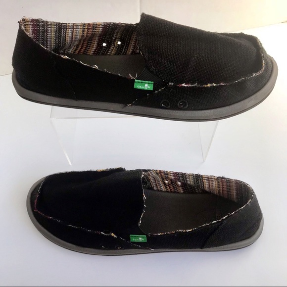 mens black sanuk shoes